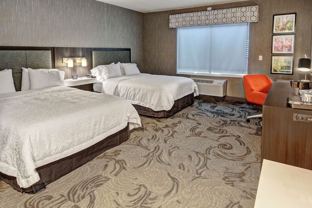 Room, 2 Queen Beds, Accessible (Roll-In Shower, Mobility & Hearing)