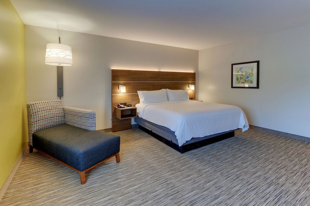 Suite, 1 King Bed