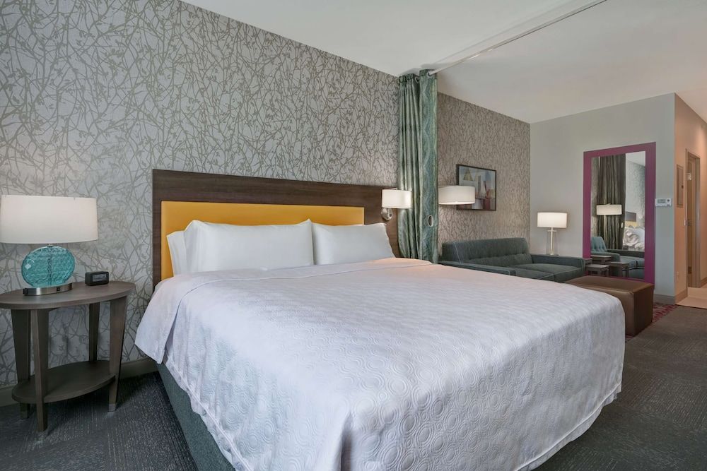 Studio Suite, 1 King Bed, Non Smoking