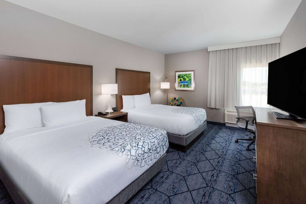 Room, 2 Queen Beds, Non Smoking