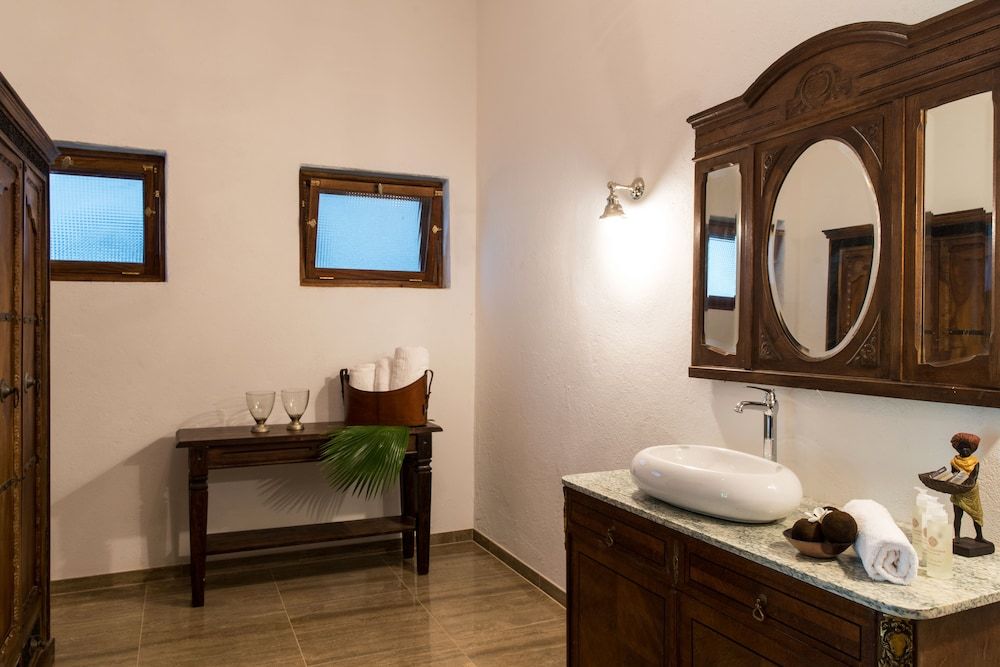 Tikitam Palms Boutique Hotel Masai Villa 3