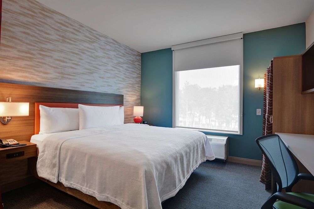 Standard Studio Suite, 1 King Bed, Non Smoking
