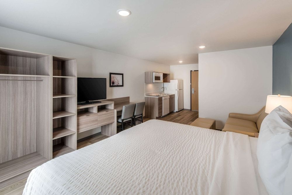 Room, 1 King Bed, Accessible, Non Smoking