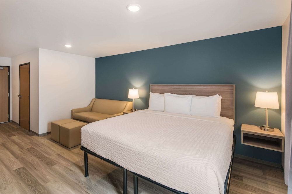 Standard Room, 1 King Bed, Non Smoking