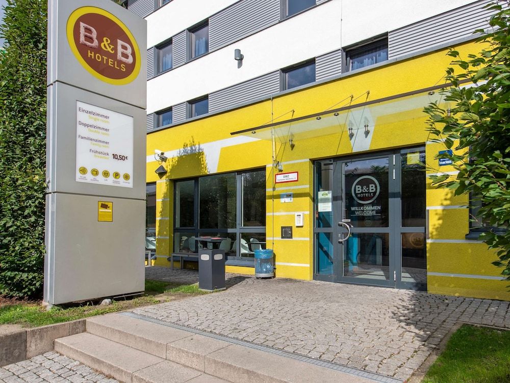 undefined B&B Hotel München City-Nord 2