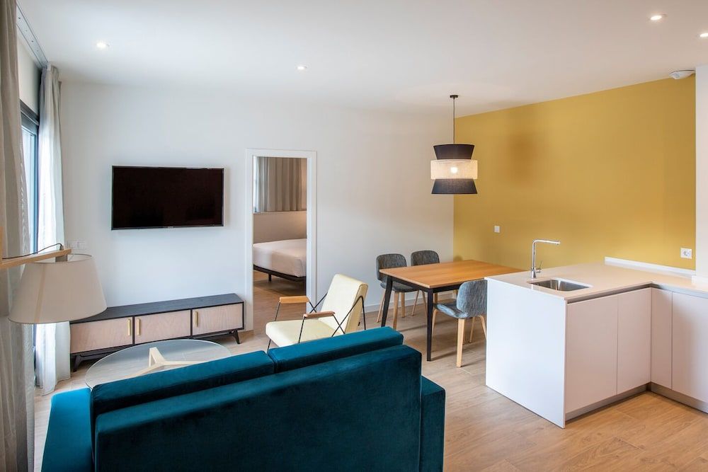 Tandem Portal de Elche Suite, 2 Bedrooms, Terrace 5