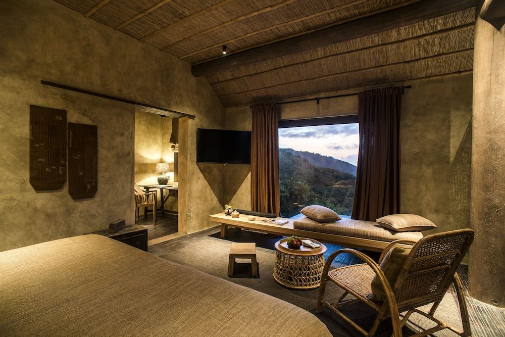 Hill Pool Villa One-Bedroom