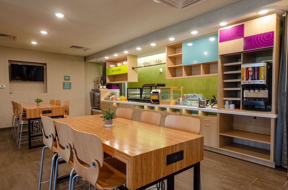 undefined Home2 Suites by Hilton Atlanta Airport West 7