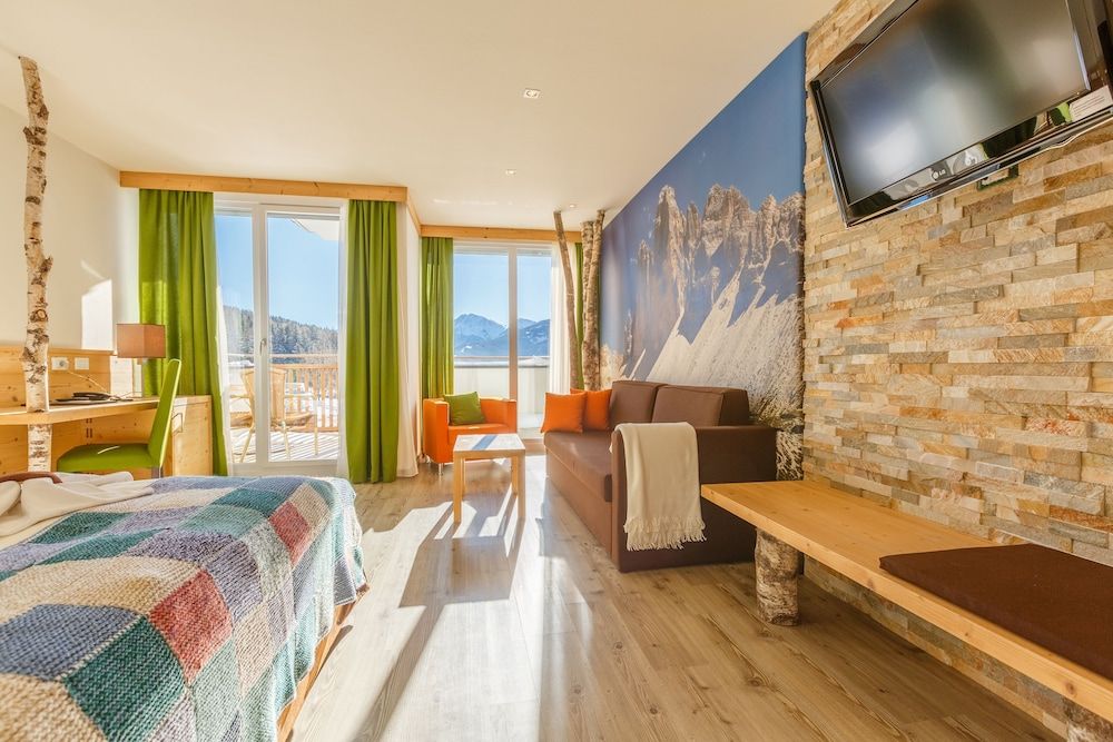 Hotel Amaten Superior Double Room 2