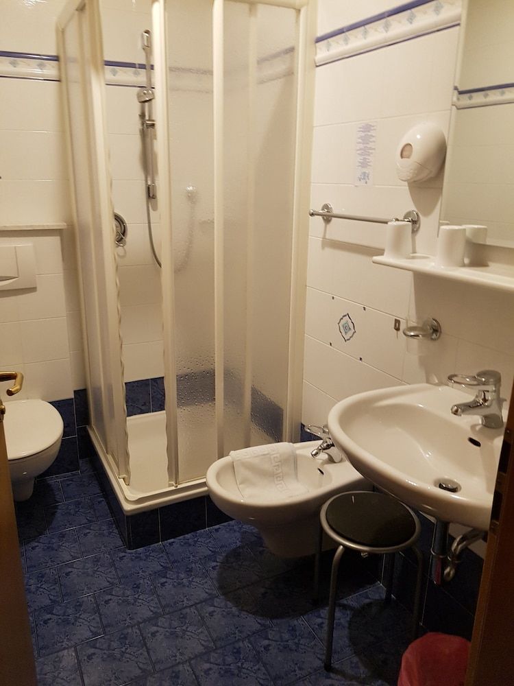 Hotel Amaten Standard Double Room 5