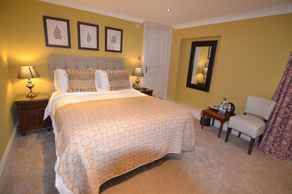 Angel & Royal Hotel Classic Double Room (Small)