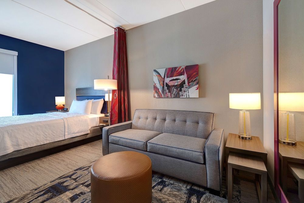 Studio, 1 Queen Bed, Accessible, Bathtub