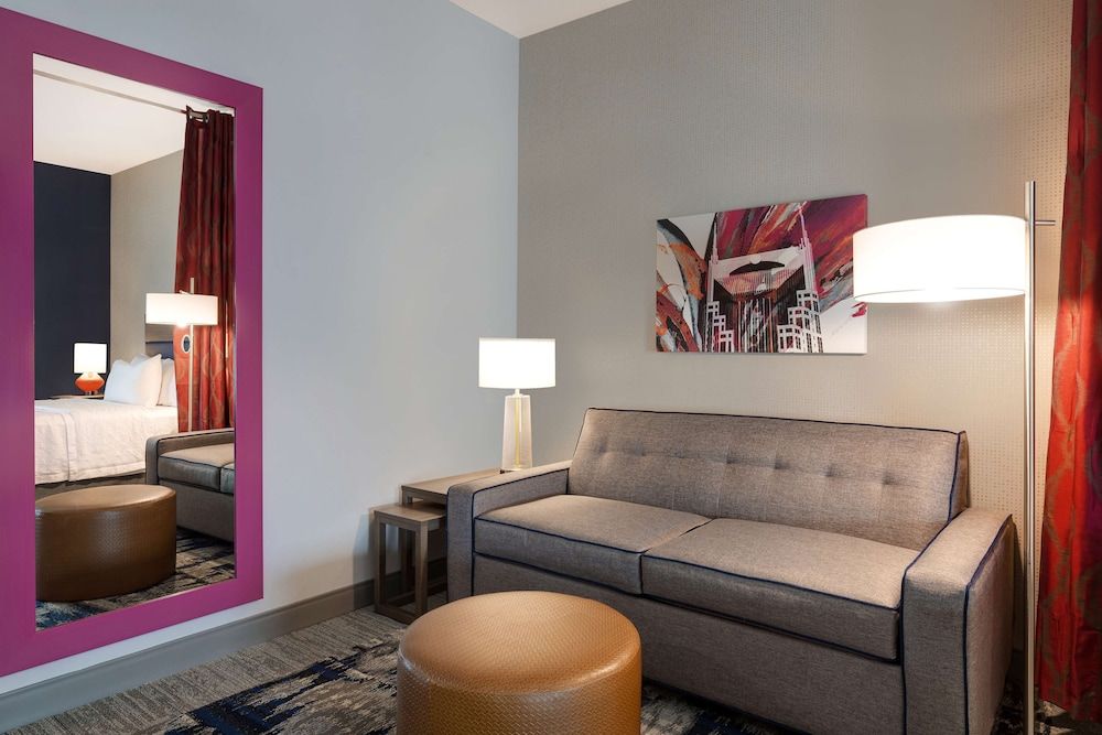 Studio Suite, 1 King Bed, Non Smoking