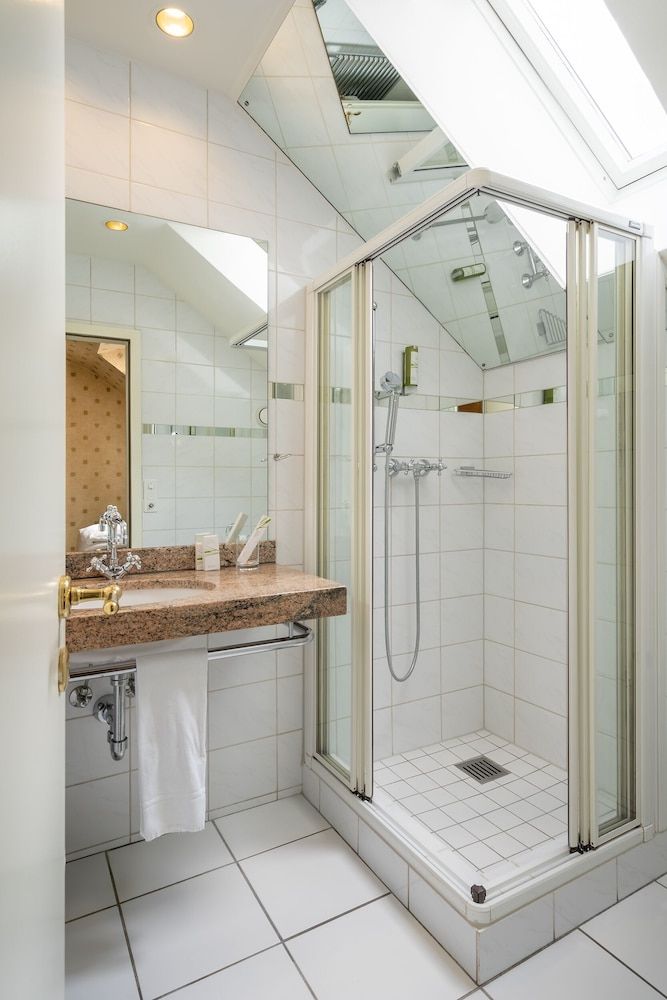 Boutique Hotel Belle Epoque Basic Double or Twin Room 2