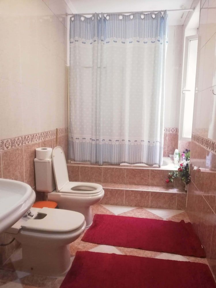 Garden Guest House Twin Room 4