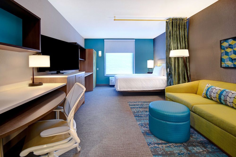 undefined Home2 Suites BY Hilton Tucson Downtown 2