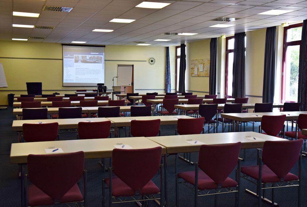 undefined Amber Econtel München 5