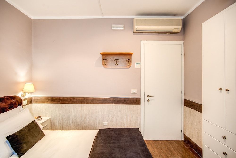 Hotel San Valentino Economy Room 9