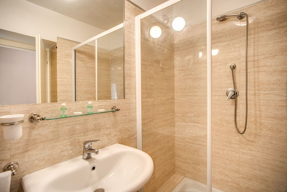 Hotel San Valentino Classic Double Room 14