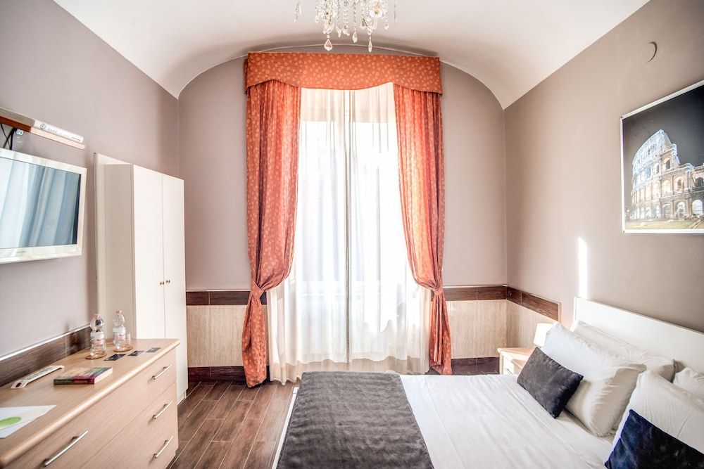 Hotel San Valentino Classic Double Room 11