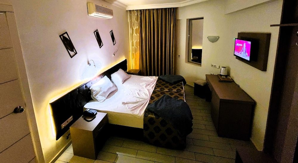 Family Twin Room, 1 Bedroom, City View