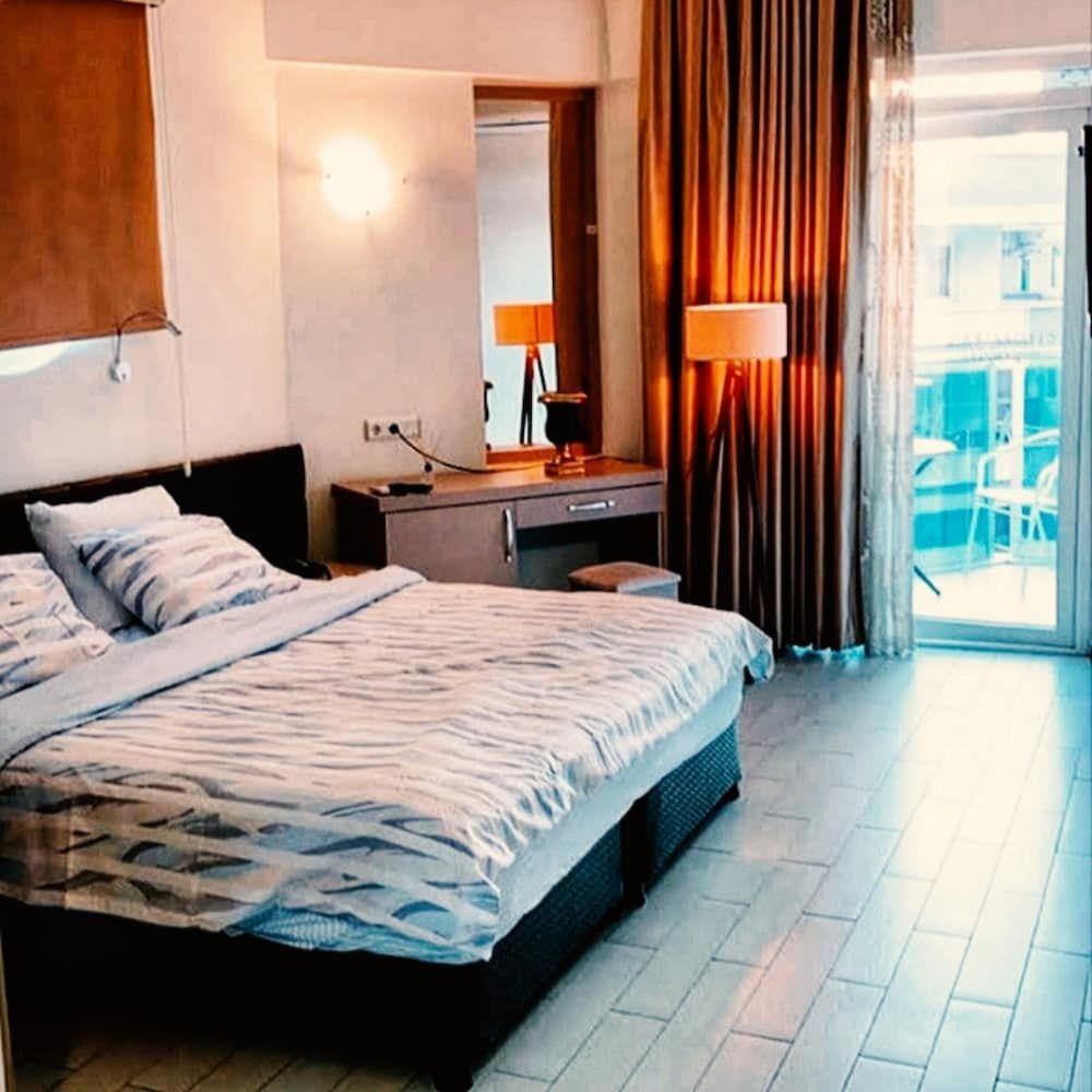 Standard Double Room, 1 Bedroom, Pool View