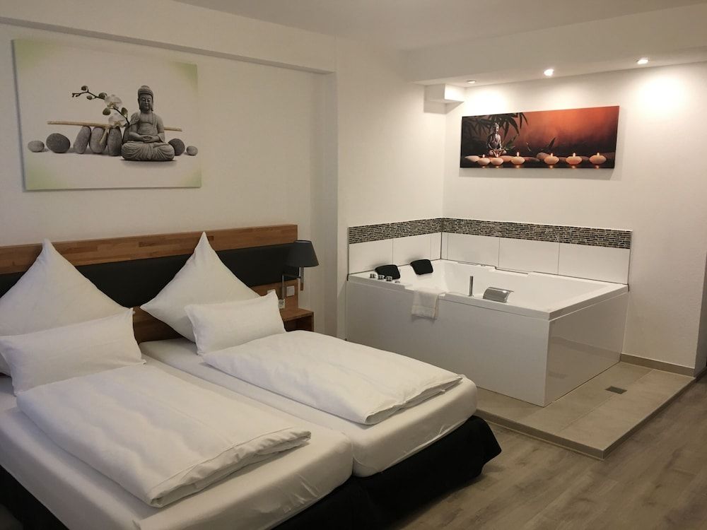 Hotel in Laisen Junior Suite 3