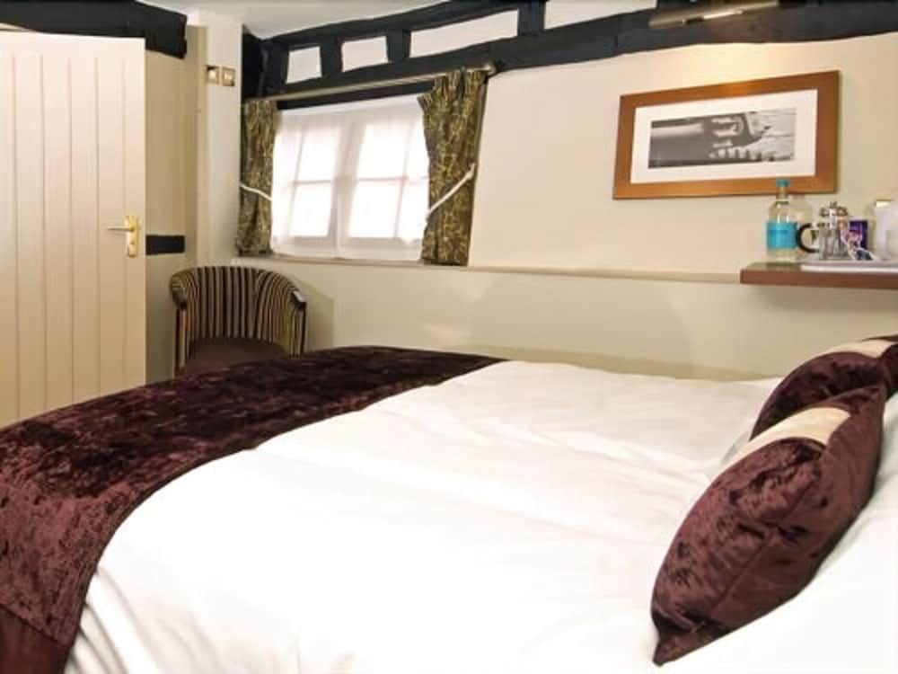 The Talbot Inn Standard Twin Room