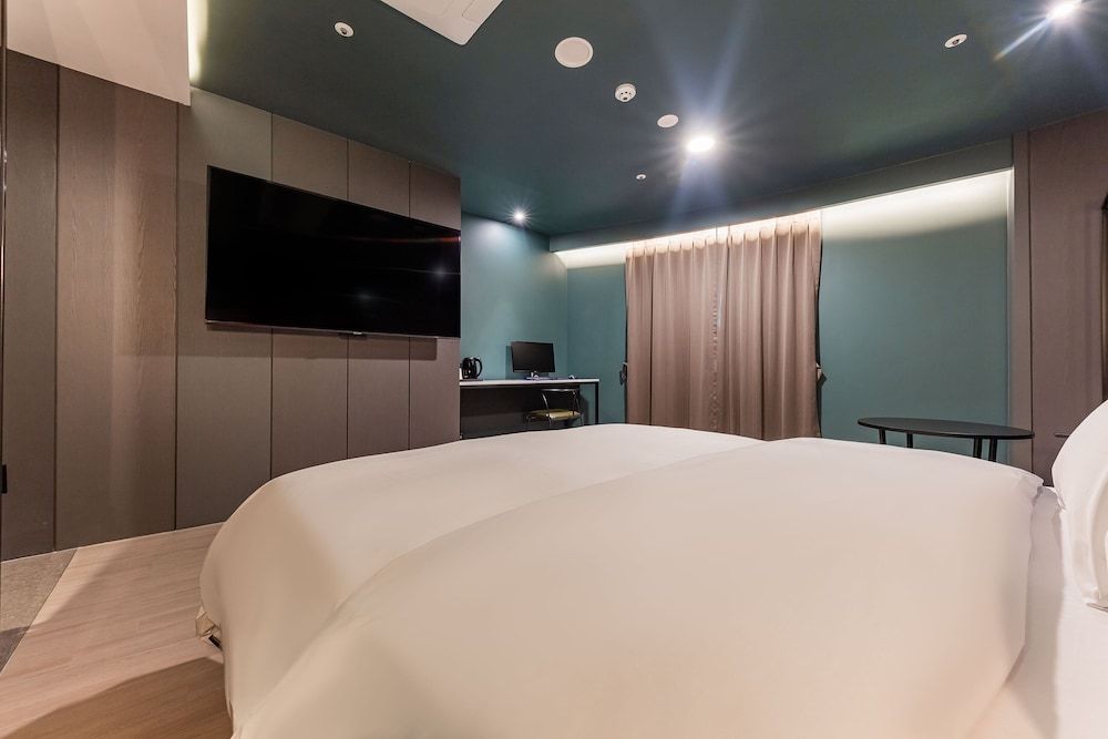 Seosan Browndot Hotel Deluxe Double Room 7