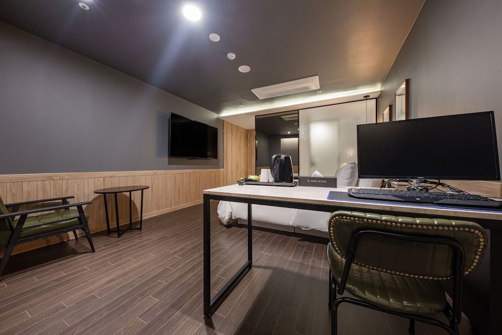 Seosan Browndot Hotel Deluxe Double Room 9