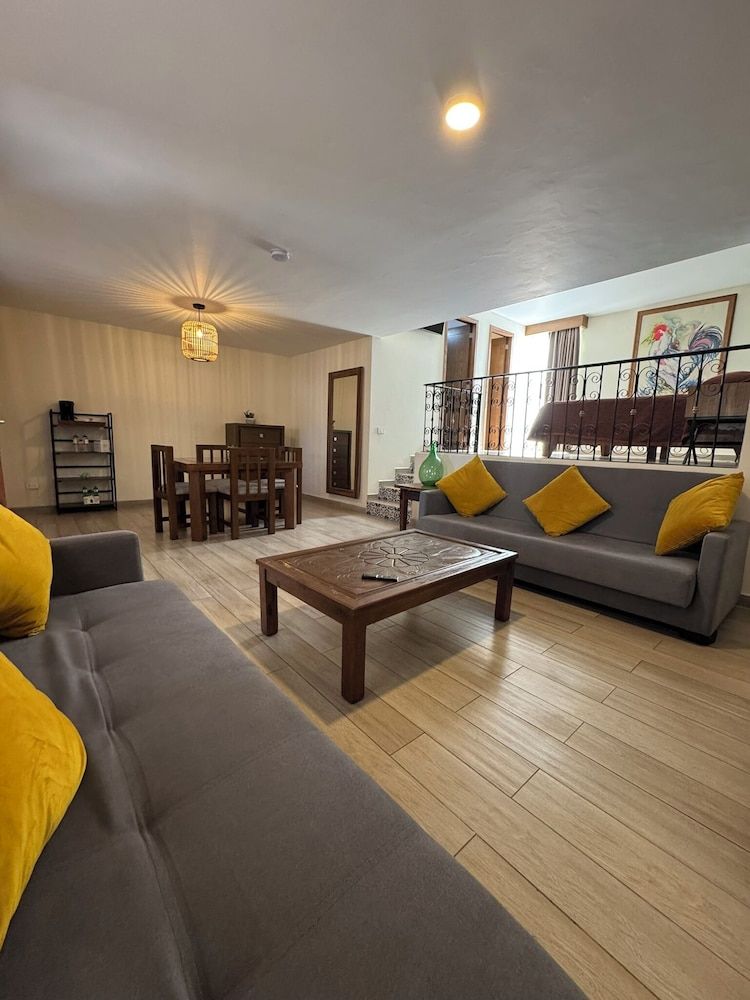 Hotel Isabel Superior Room 2