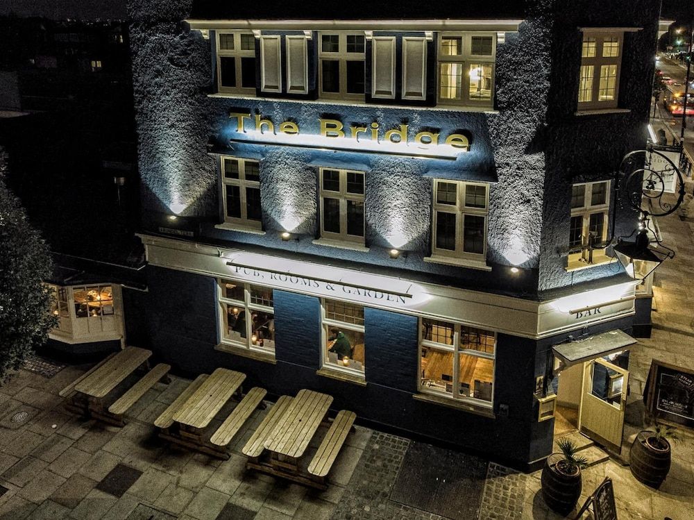 undefined The Bridge in Barnes 6