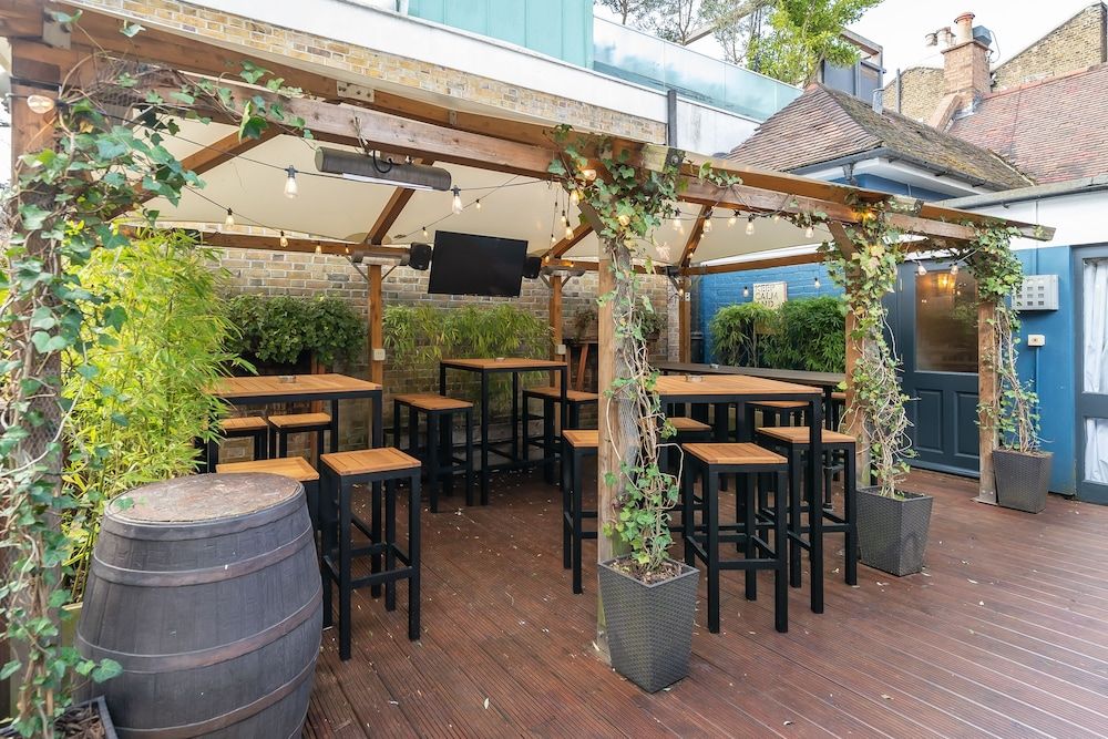 undefined The Bridge in Barnes 7