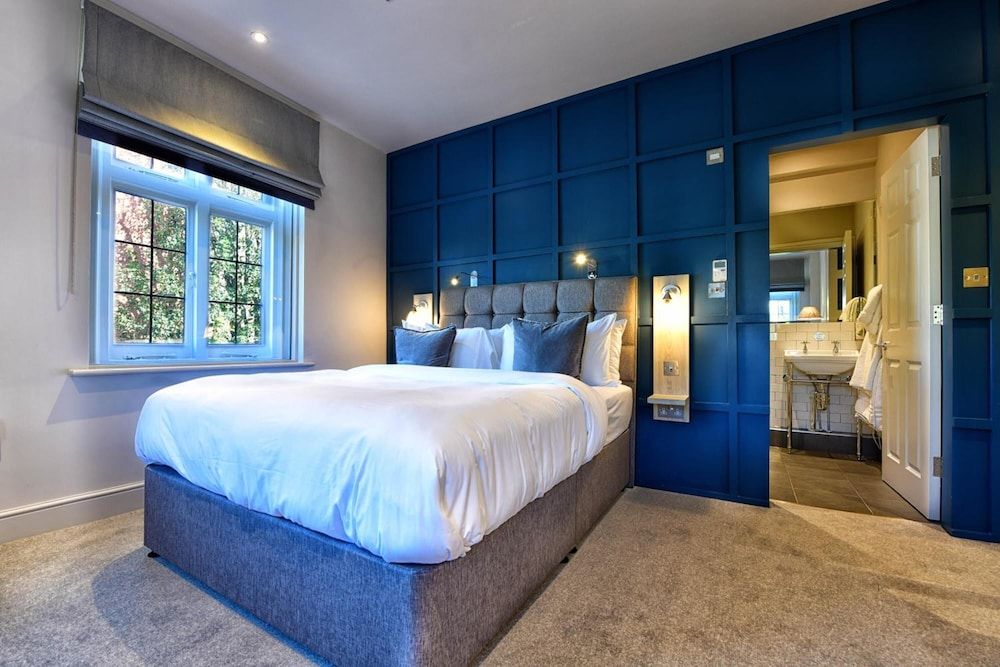 undefined The Bridge in Barnes 2