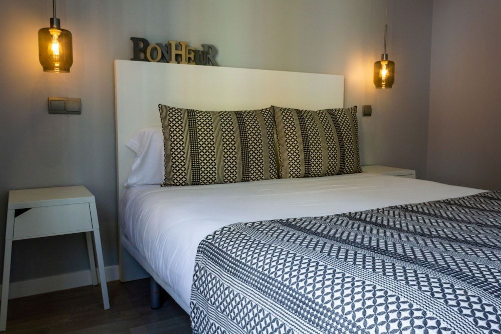 Arenal Suites Signature Apartment, 2 Bedrooms (6) 3