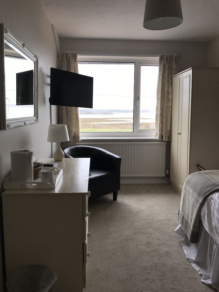 The Anchorage Hotel Single Room 3