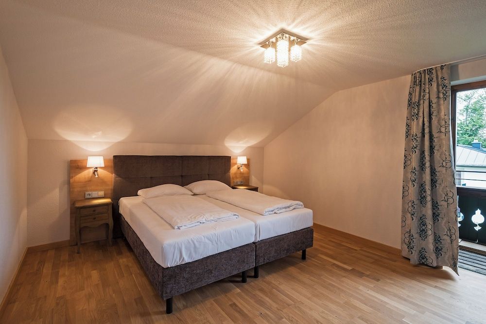 Superior Chalet