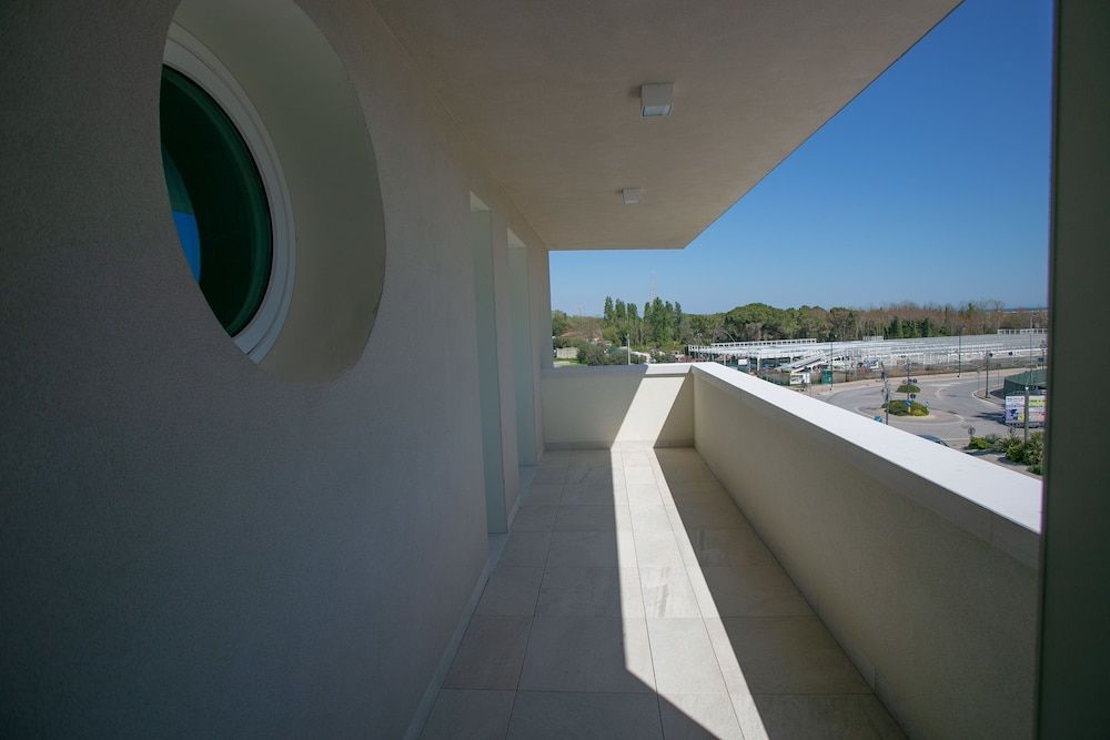 Mosella Suite Hotel Junior Suite, City View 6