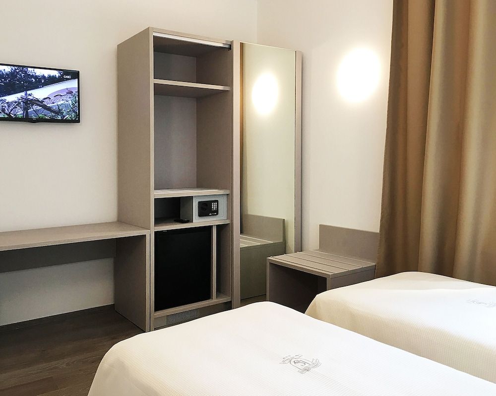 undefined Il Loggiato dei Serviti 8