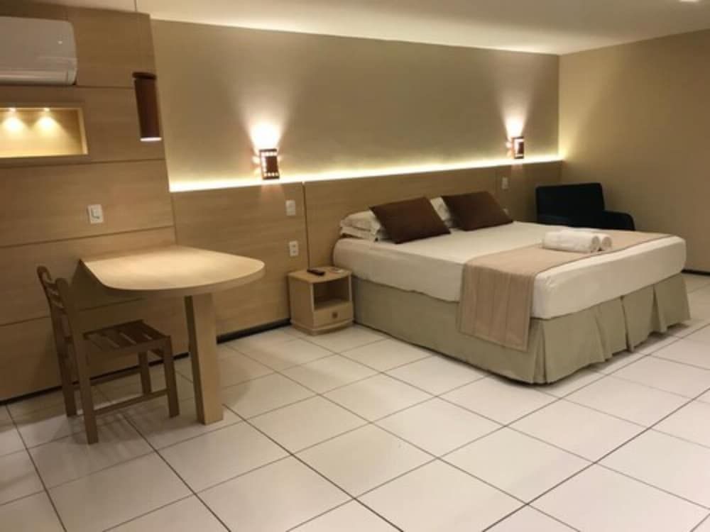 Hotel Meridional Deluxe Room 3