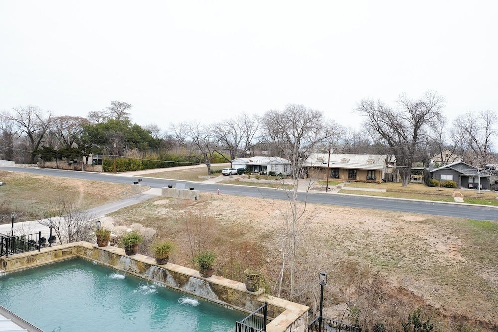 The Winchester Lodge Suite 12 4