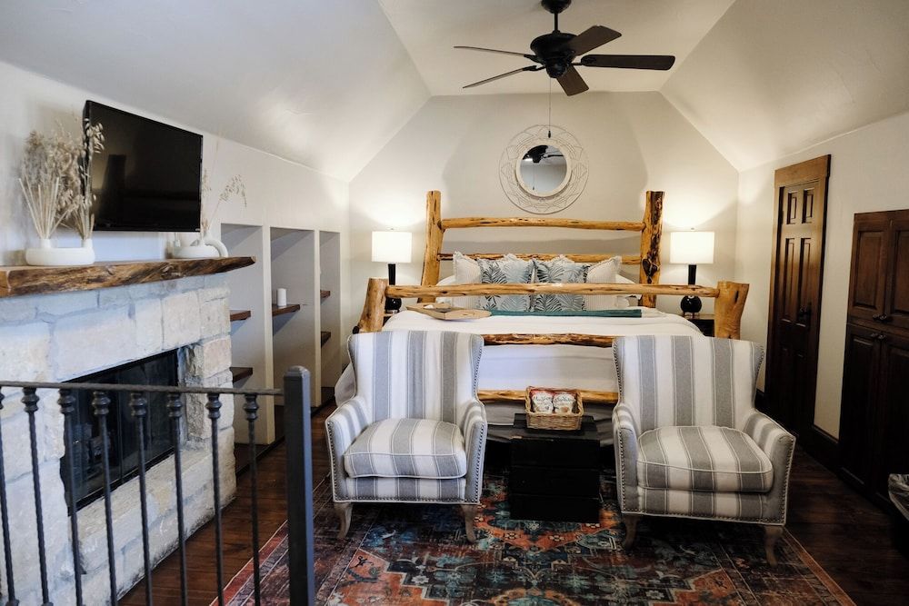 The Winchester Lodge Suite 13