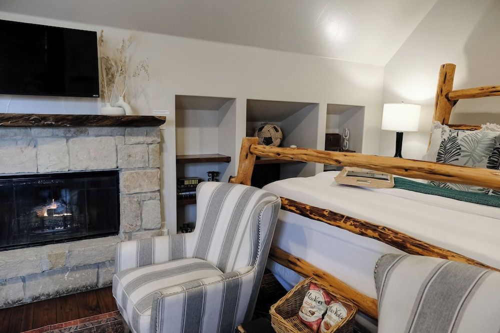 The Winchester Lodge Suite 13 3