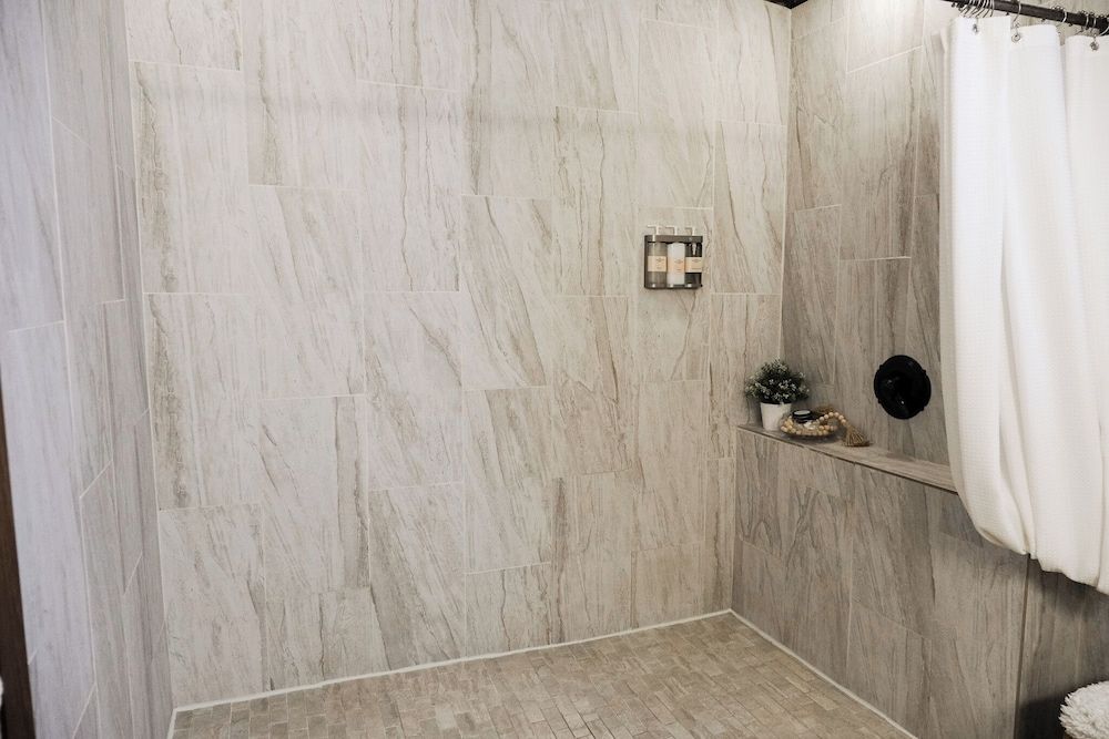 The Winchester Lodge Suite 12 5