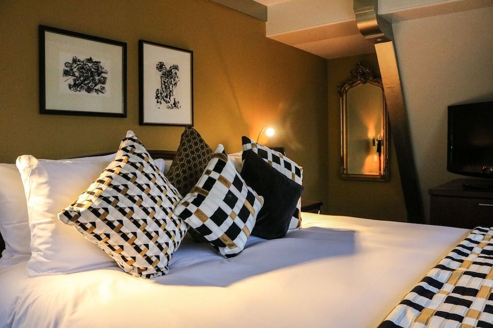 undefined Ambassade Hotel 7