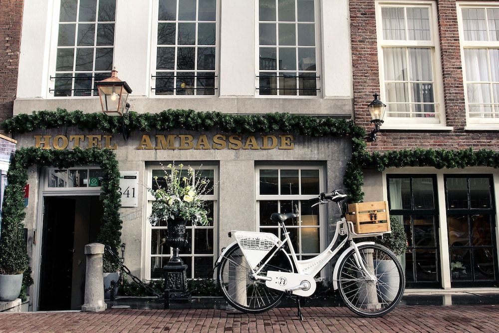undefined Ambassade Hotel 3