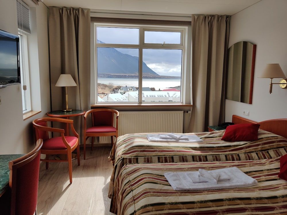 Hótel Borgarnes Twin Room, Private Bathroom 3