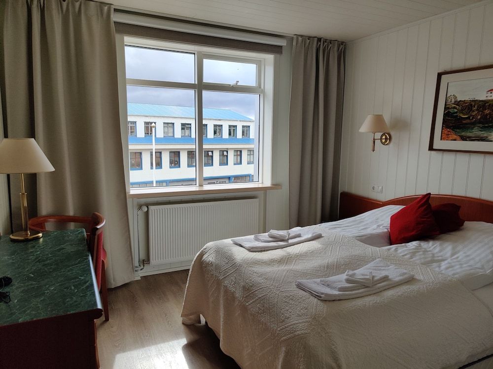 Hótel Borgarnes Double Room, 1 Queen Bed, Private Bathroom 3