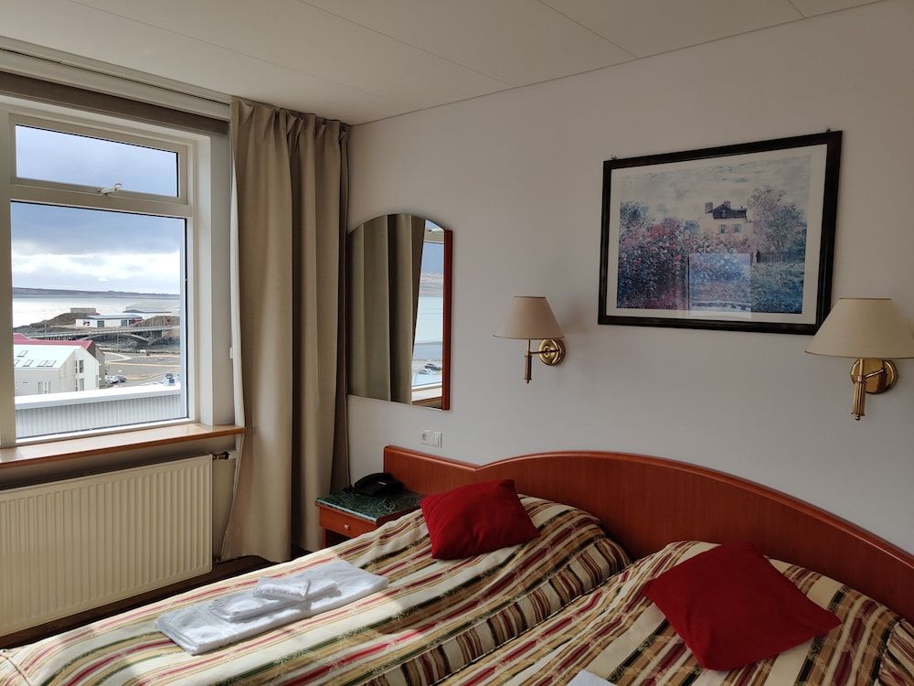 Hótel Borgarnes Twin Room, Private Bathroom 9