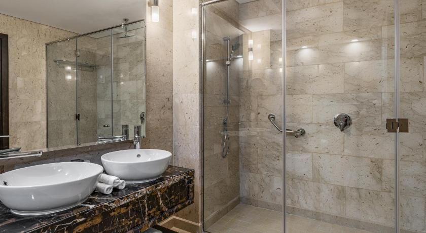 Wyndham Residences The Palm Deluxe Studio with Private Beach Access 5